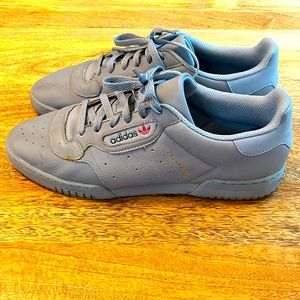 Adidas Yeezy Powerphases